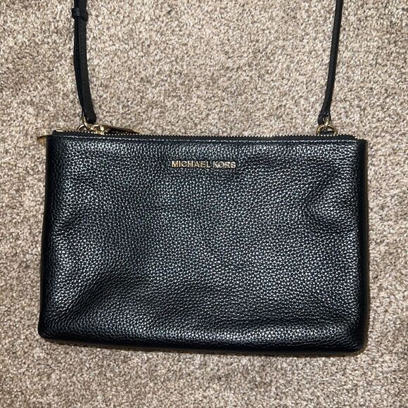 Michael Kors Double Pouch Crossbody Med/Large Black Pebbled Leather Excellent! - Picture 5 of 14